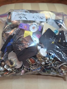 RESELLERS! 5LB BAG OF JEWELRY LOT # 9 SEE OTHER LISTINGS